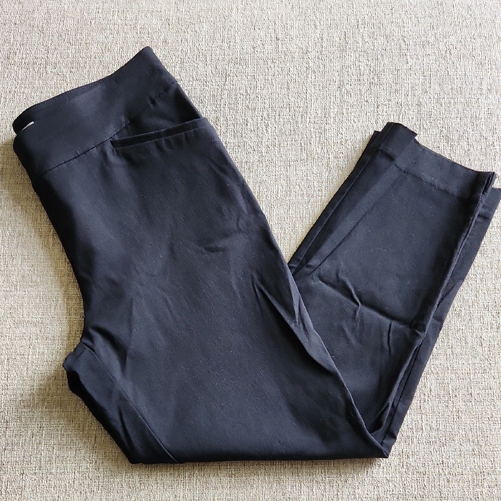 TALBOTS SIZE 8 PETITE pull On Black Pants
